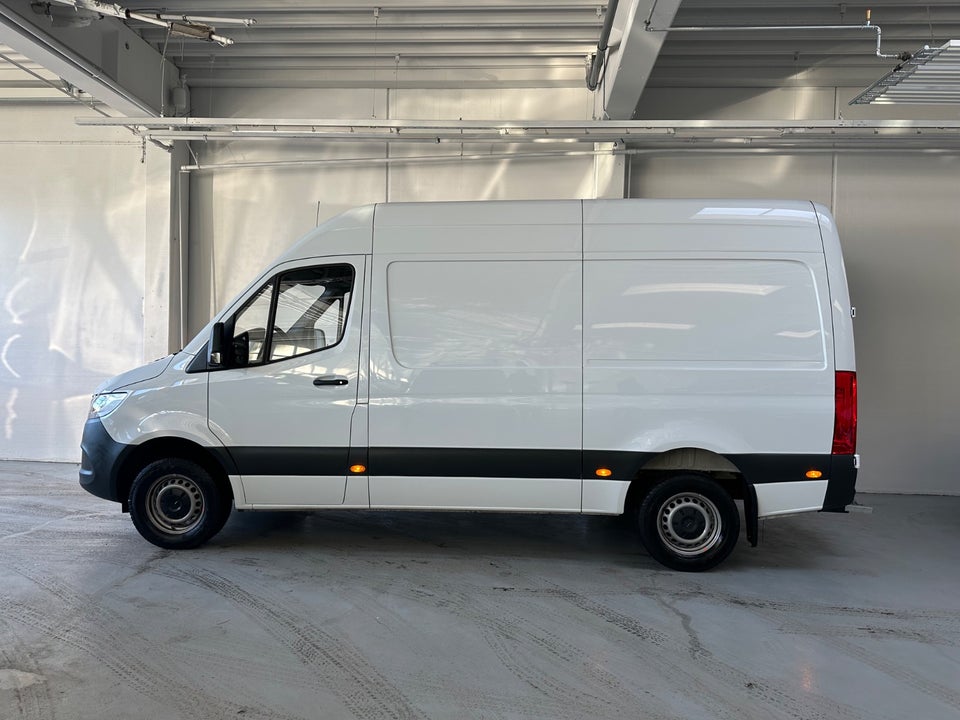 Mercedes Sprinter 317 2,0 CDi A2 Kassevogn aut. RWD