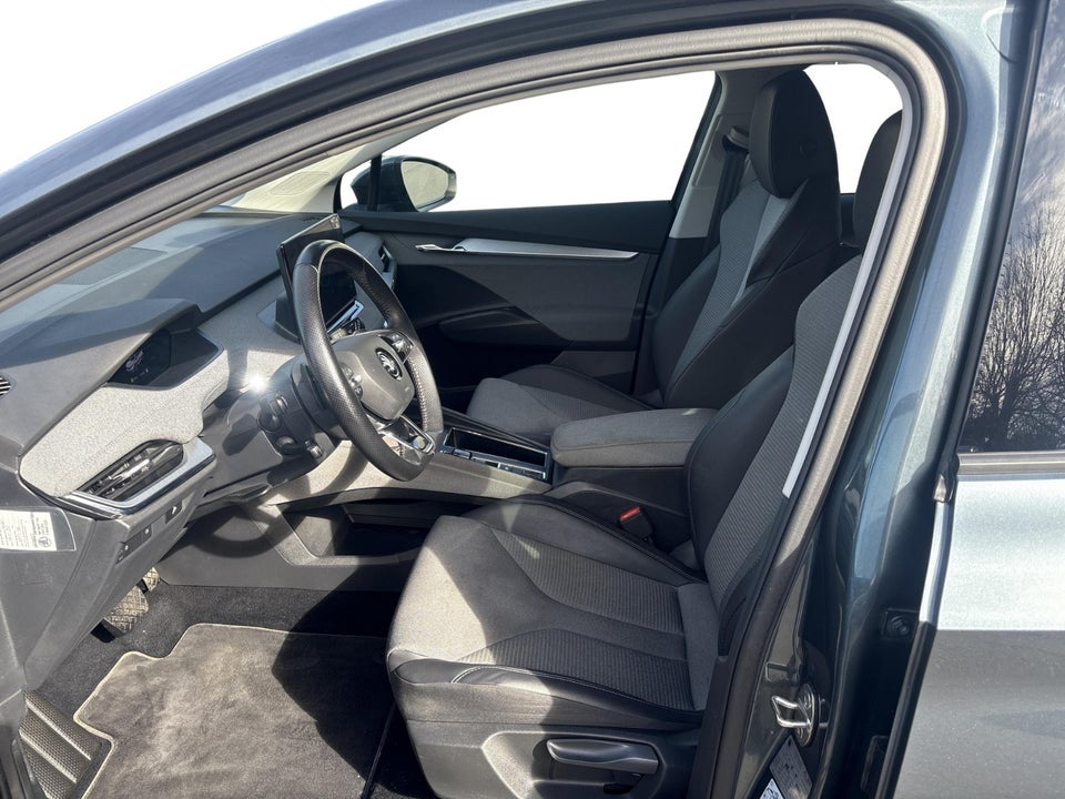 Skoda Enyaq 60 iV Plus 5d