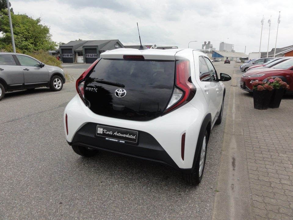 Toyota Aygo X 1,0 Air Envy 5d