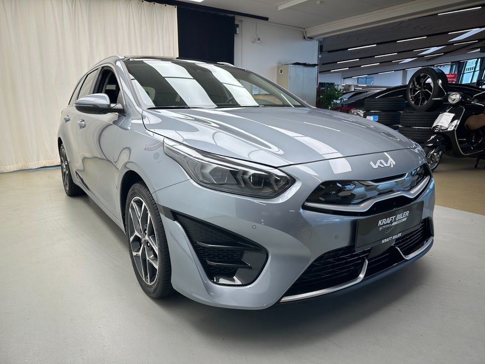 Kia Ceed 1,6 PHEV Upgrade Premium SW DCT 5d