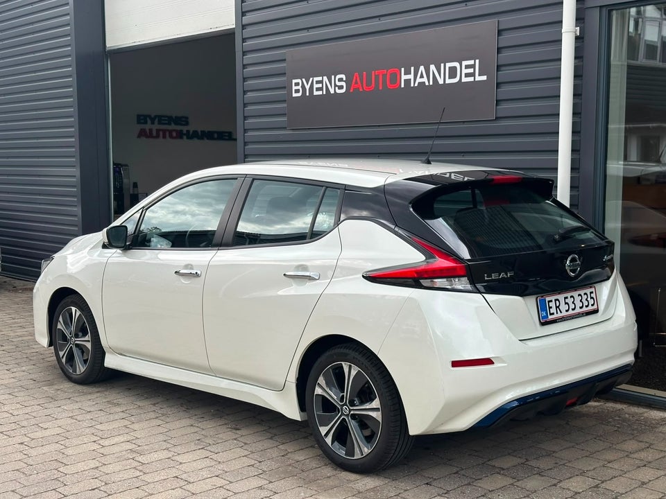 Nissan Leaf 40 Acenta 5d