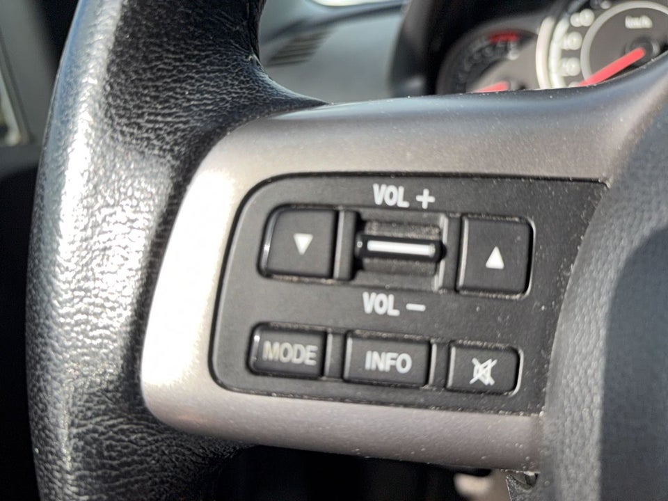 Mazda 2 1,3 Takara Edition 5d