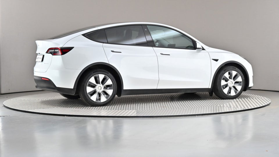 Tesla Model Y Long Range AWD 5d