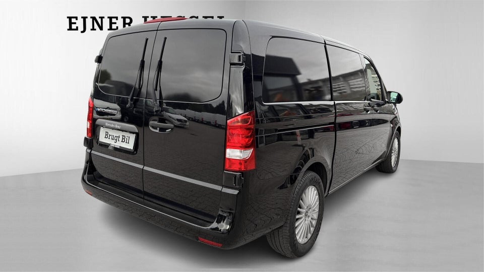 Mercedes eVito 129 Tourer PRO L Van