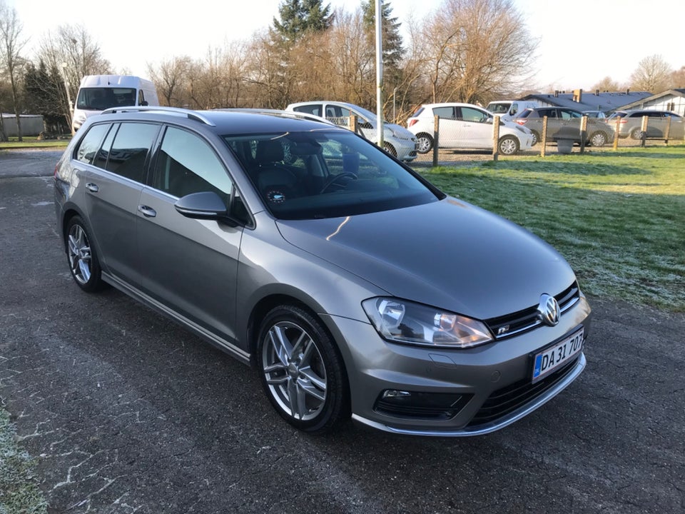 VW Golf VII 2,0 TDi 150 R-line DSG BMT 5d