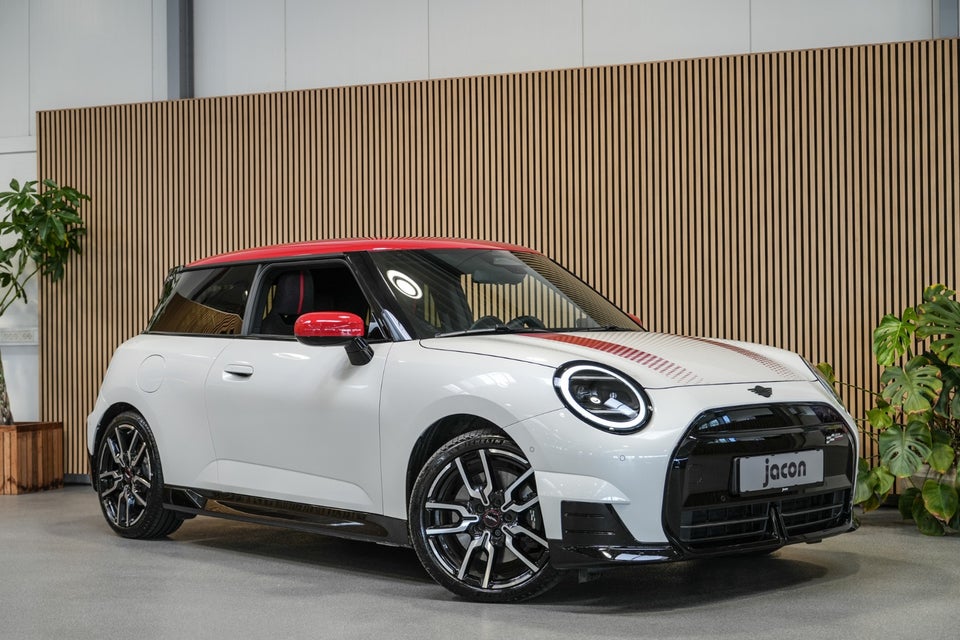 MINI Cooper SE JCW Trim M 3d