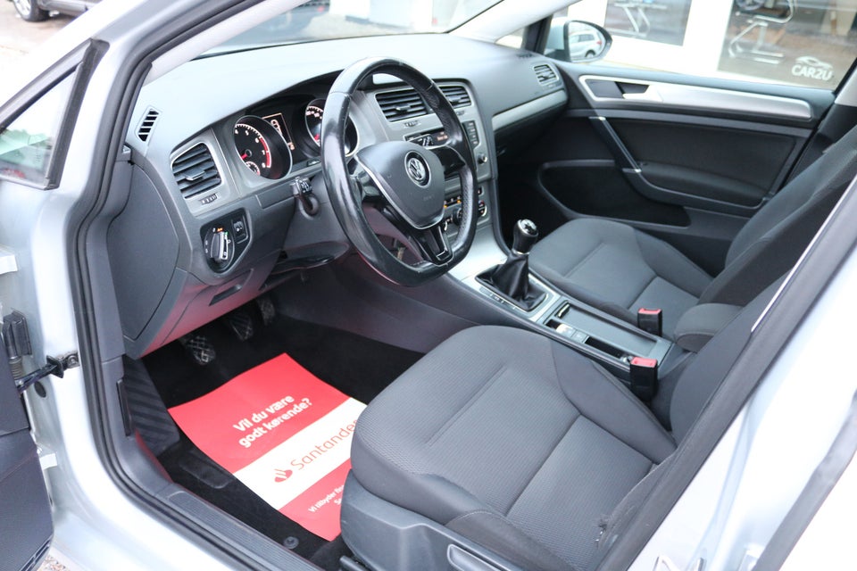 VW Golf VII 1,4 TSi 122 Comfortline Variant BMT 5d