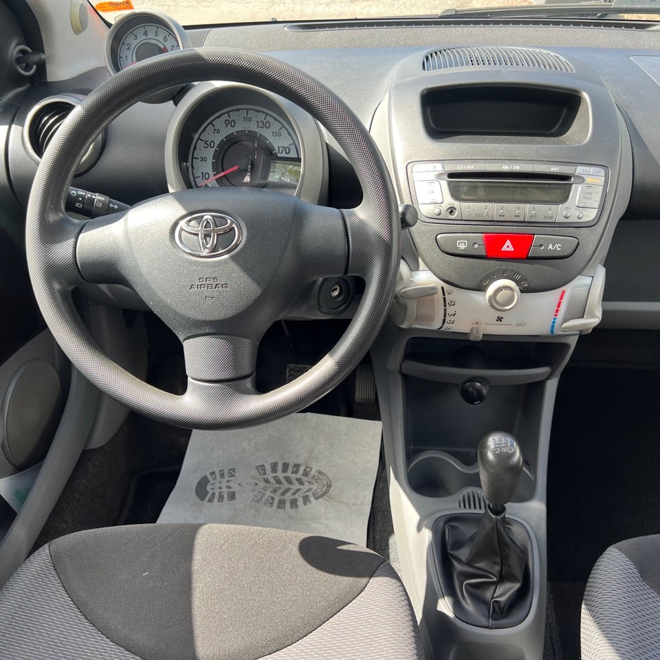 Toyota Aygo 1,0 Plus komfort 5d
