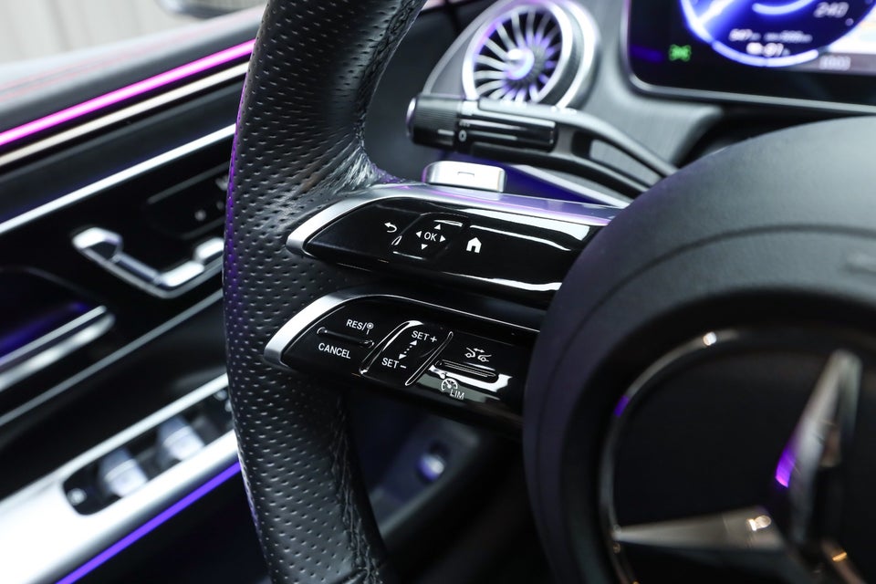 Mercedes EQE350 AMG Line Premium Plus 4d