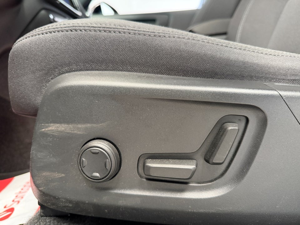 Volvo XC40 ReCharge Extended Range Ultimate 5d
