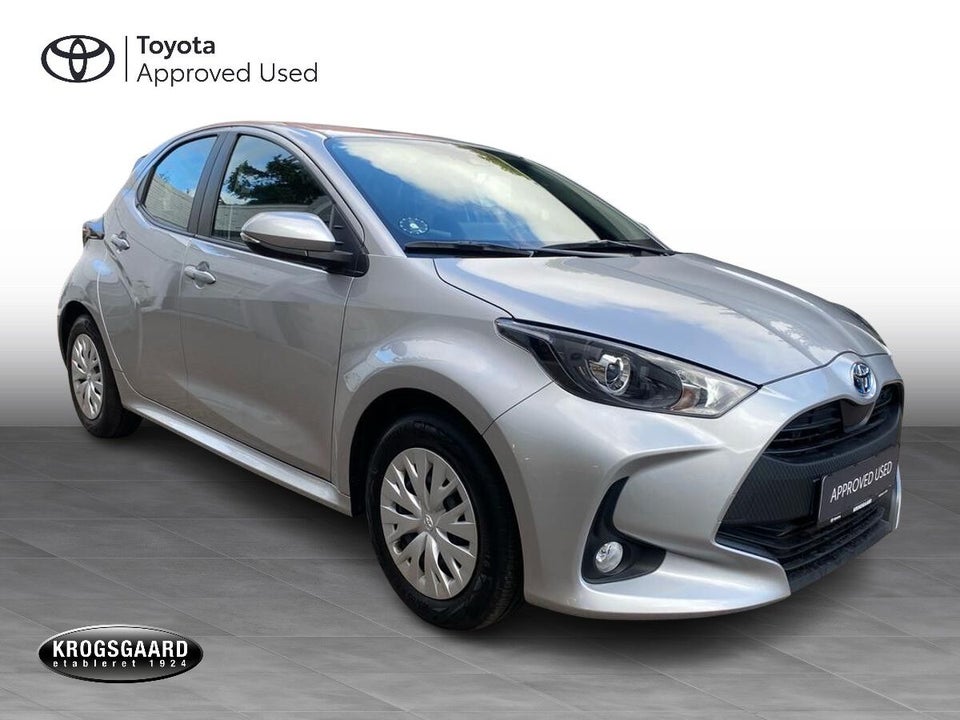 Toyota Yaris 1,5 Hybrid Essential e-CVT 5d