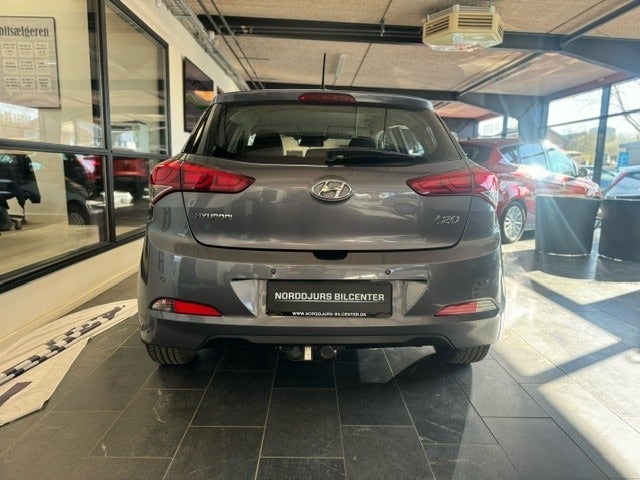 Hyundai i20 1,25 Trend 5d