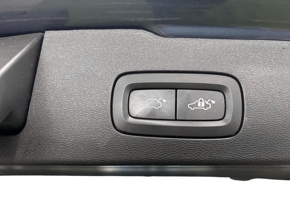 Volvo V60 2,0 T6 ReCharge Inscription X aut. AWD 5d