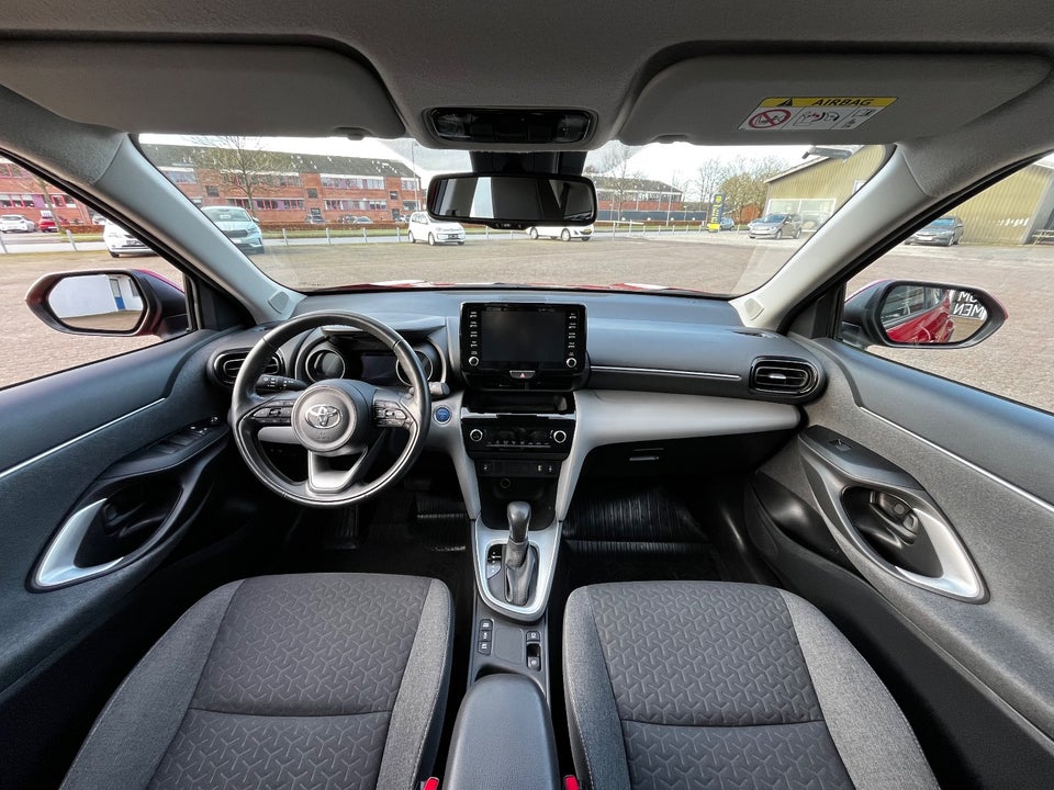 Toyota Yaris Cross 1,5 Hybrid Active Tech e-CVT 5d