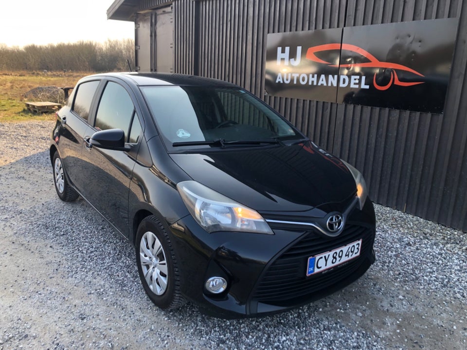 Toyota Yaris 1,0 VVT-i T1 5d