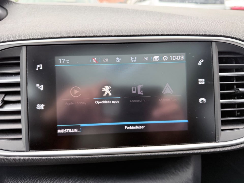 Peugeot 308 1,5 BlueHDi 130 Selection Sky SW 5d