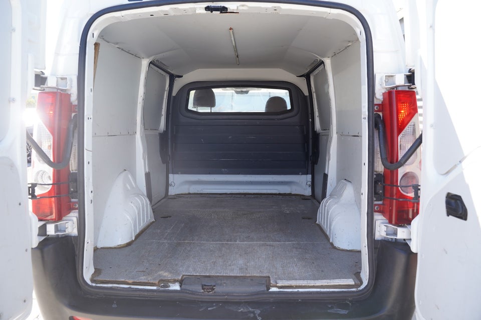 Toyota ProAce 2,0 D 128 T2 L2H1 5d