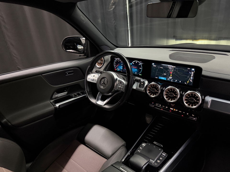 Mercedes EQB300 Electric Art 4Matic 5d