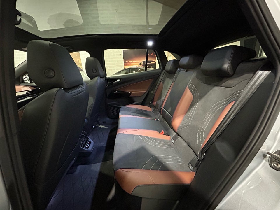 VW ID.4 77 Pro Performance Tech 5d