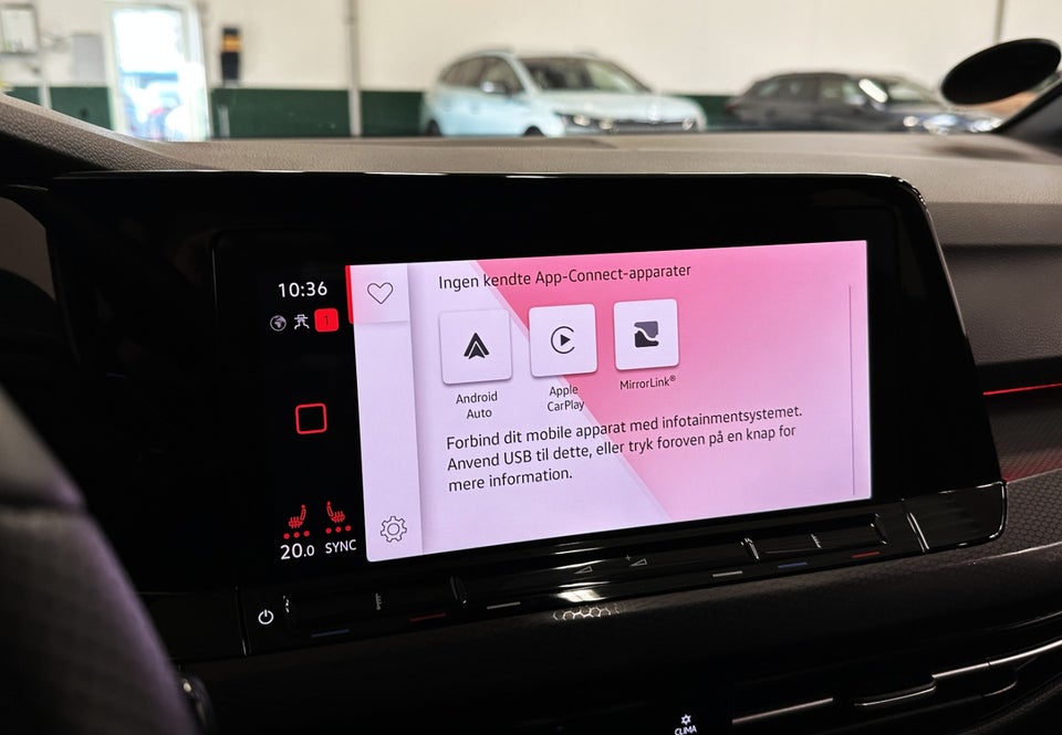 VW Golf VIII 1,4 GTE DSG 5d