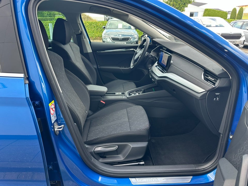 Skoda Octavia 1,4 TSi iV Plus Combi DSG 5d