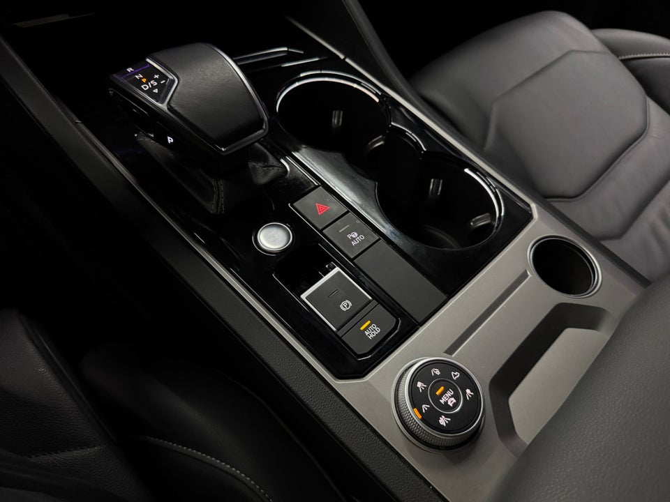 VW Touareg 3,0 TSi 340 R-line aut. 4Motion 5d