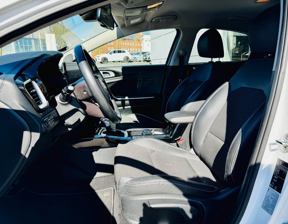 Kia XCeed 1,6 PHEV Upgrade Intro DCT 5d