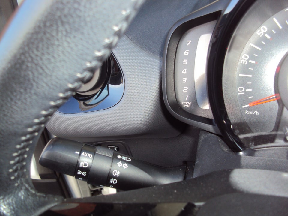 Peugeot 108 1,0 e-VTi 72 Allure+ 5d