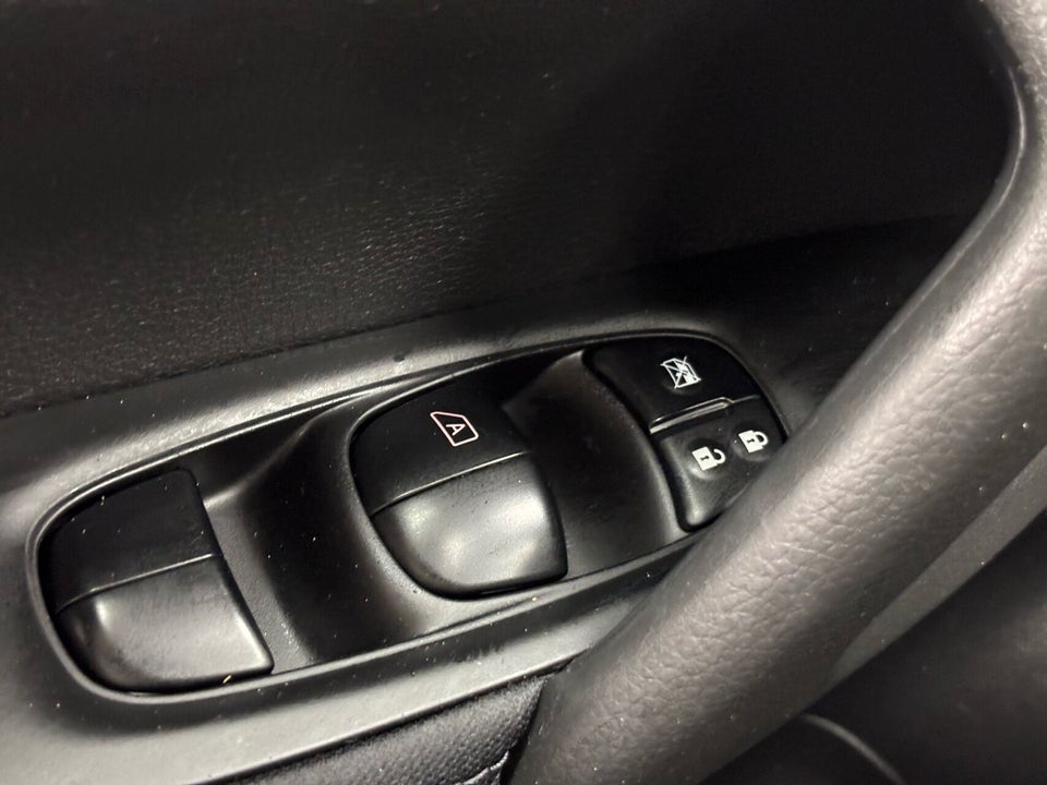 Nissan Qashqai 1,2 Dig-T 115 Acenta 5d