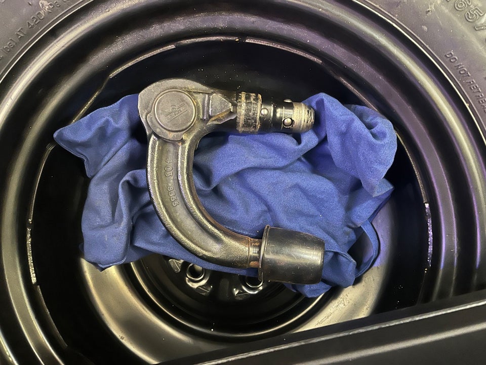 Toyota RAV4 2,0 D-4D T2+ 5d