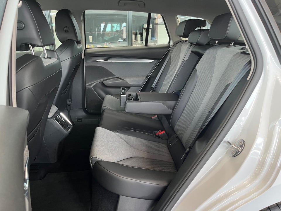 Skoda Enyaq 60 iV 5d