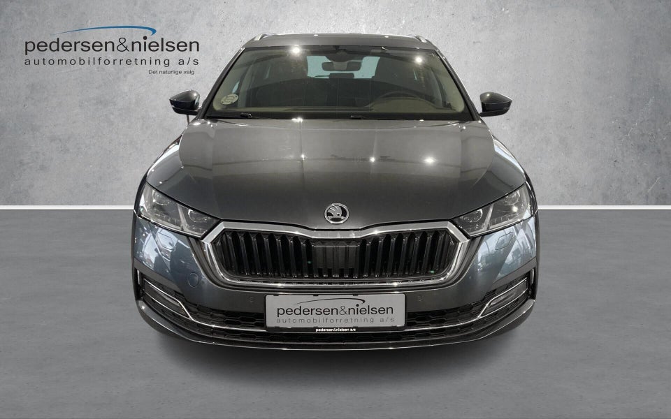 Skoda Octavia 1,4 TSi iV First Edition Combi DSG 5d