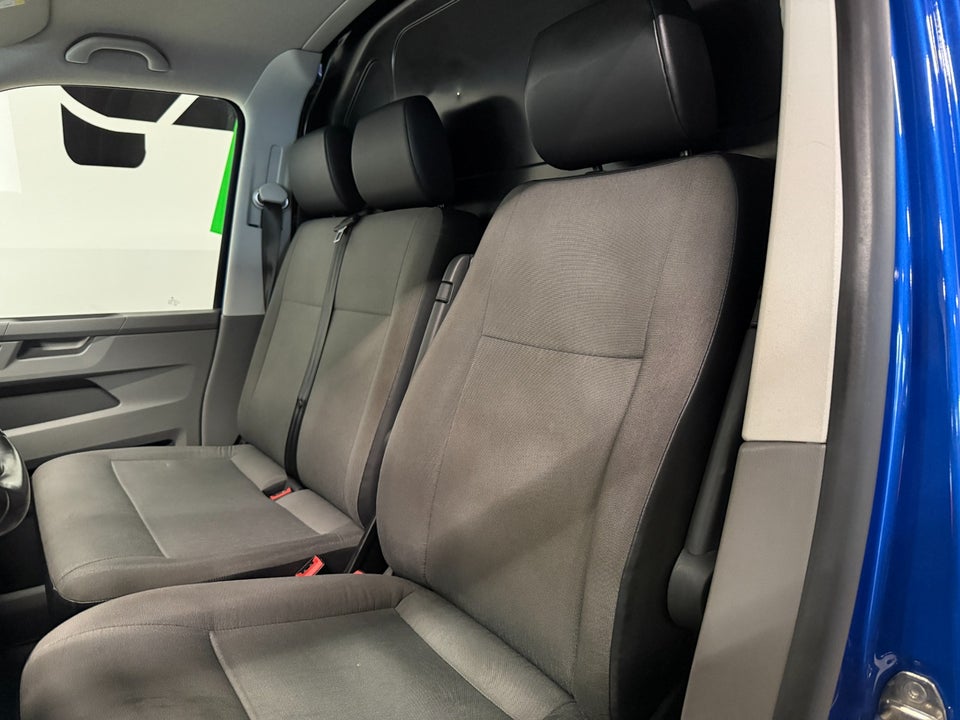 VW Transporter 2,0 TDi 199 Kassevogn DSG lang