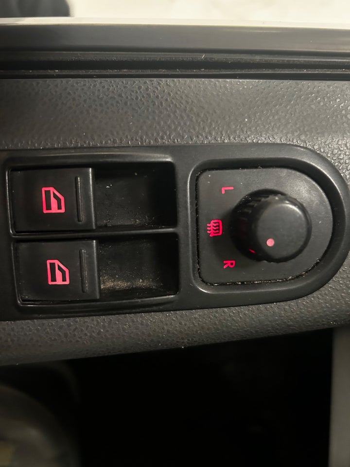 VW Transporter 2,0 TDi 140 Kassevogn kort