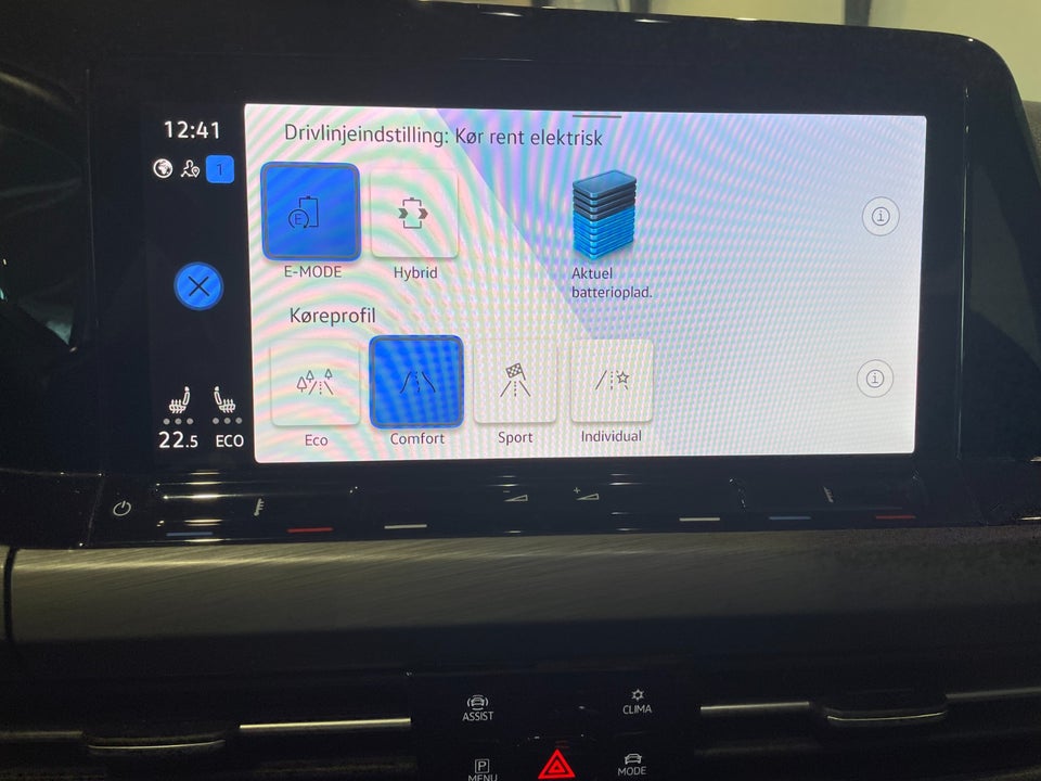 VW Golf VIII 1,4 eHybrid DSG 5d