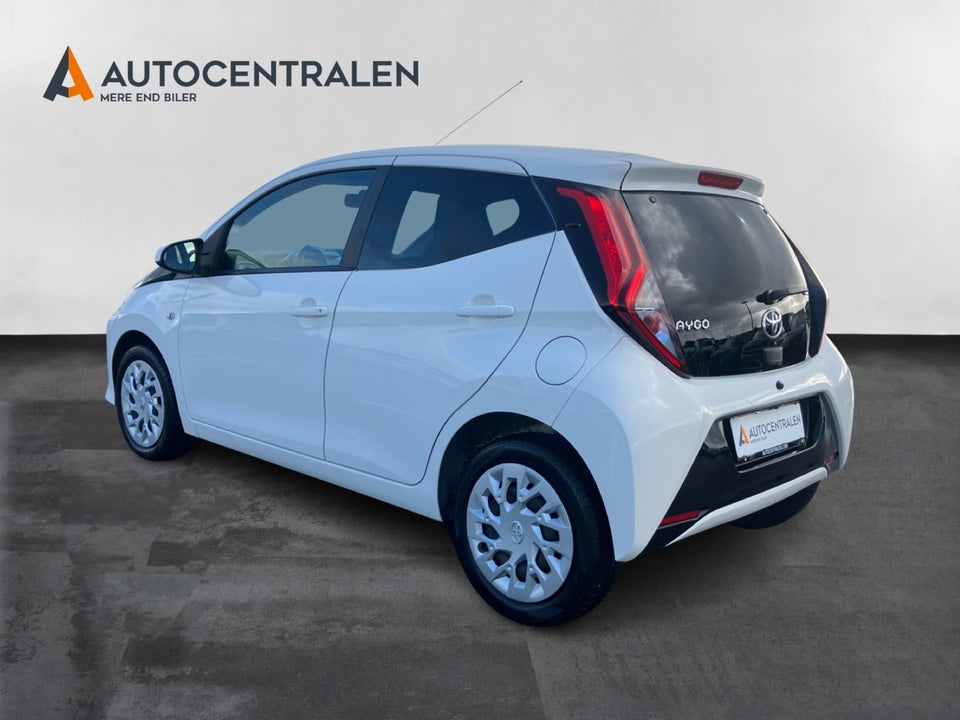 Toyota Aygo 1,0 VVT-i x-pression 5d