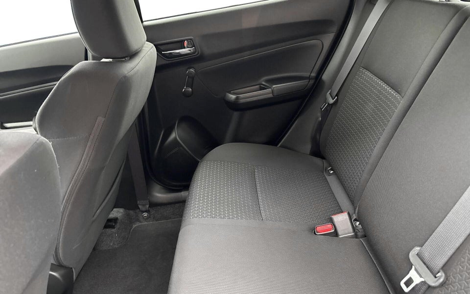 Suzuki Swift 1,2 mHybrid Action 5d