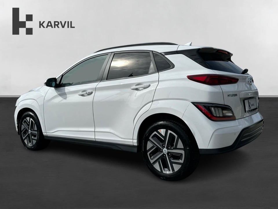 Hyundai Kona 64 EV Essential 5d