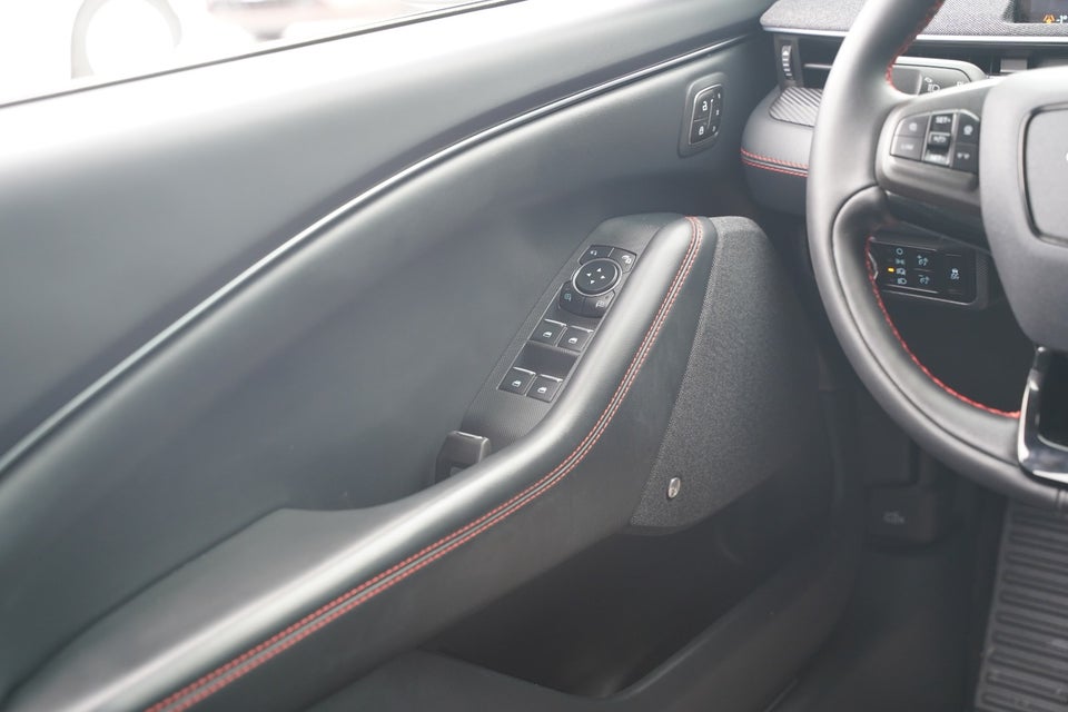 Ford Mustang Mach-E 88 Premium Extended Range 5d