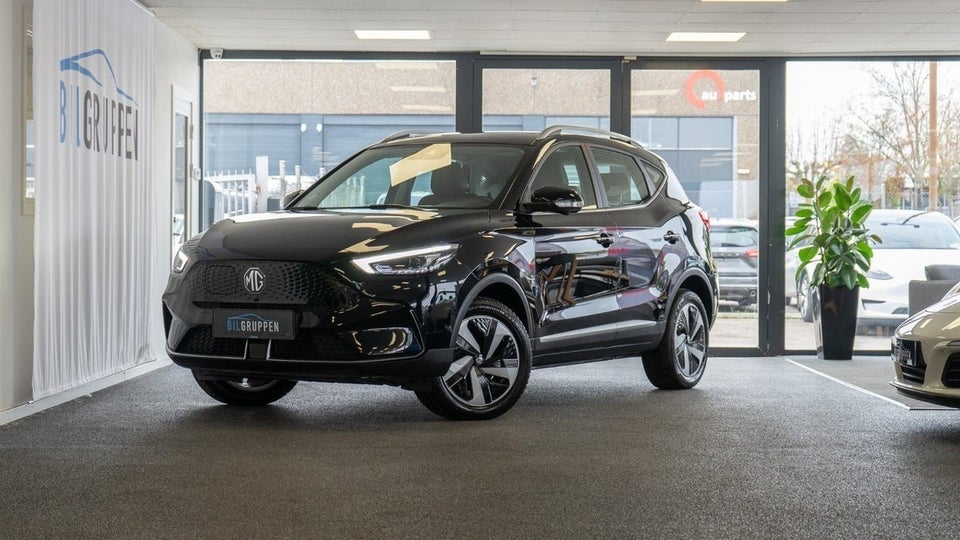 MG ZS 70 Luxury 5d