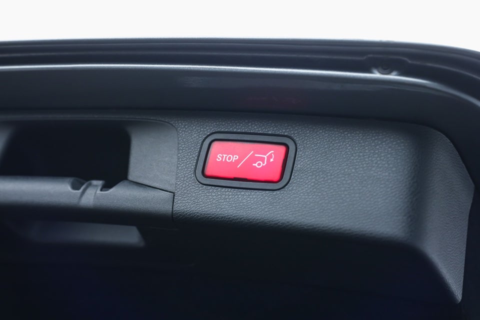 Mercedes E300 de 2,0 Advantage stc. aut. 5d