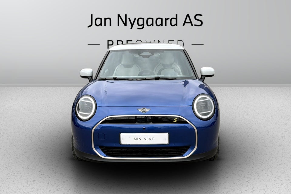 MINI Cooper SE Favoured Trim XL 3d