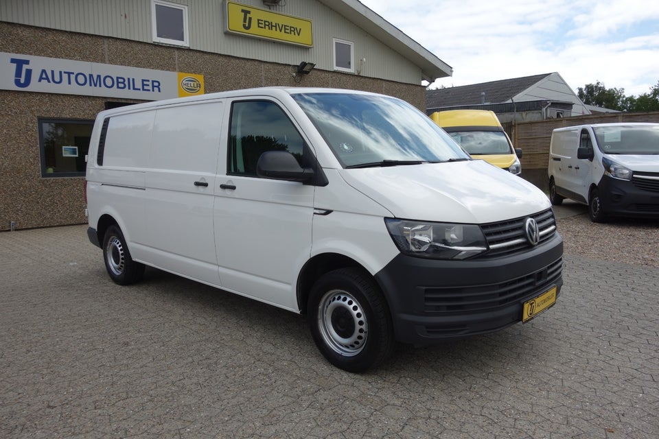 VW Transporter 2,0 TDi 150 Kassevogn DSG lang