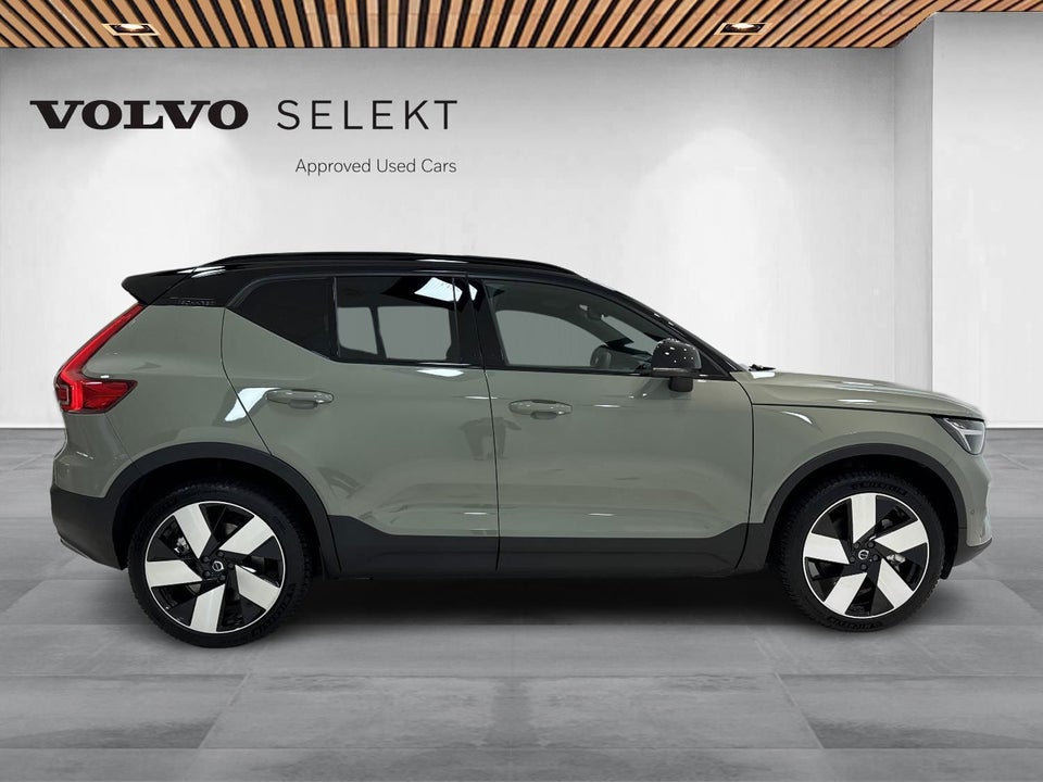 Volvo XC40 ReCharge Twin Plus 5d