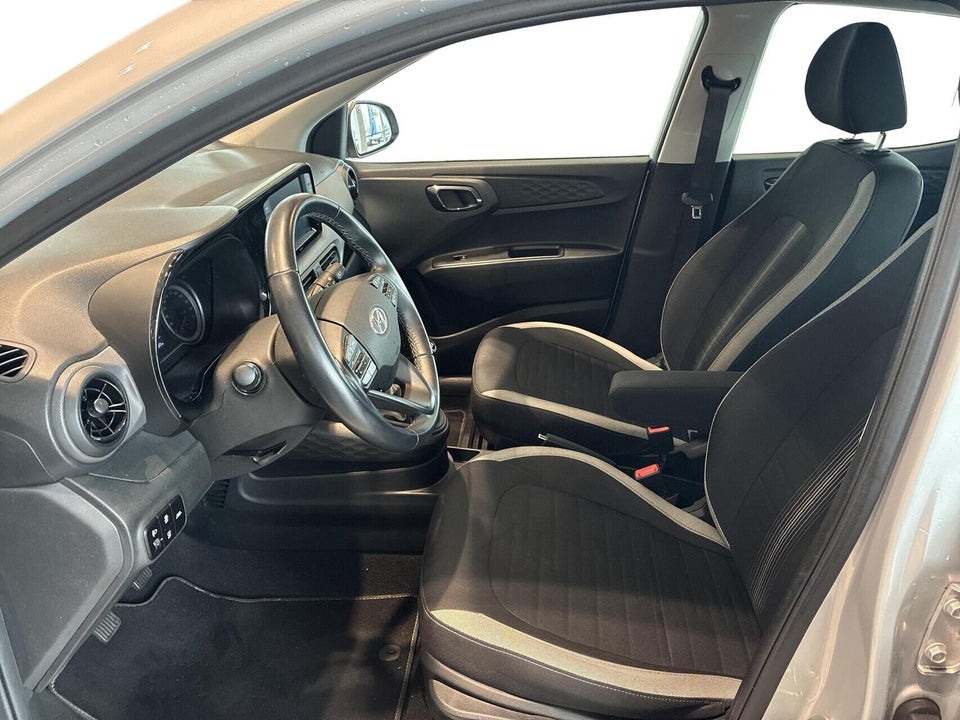Hyundai i10 1,0 MPi Essential 5d