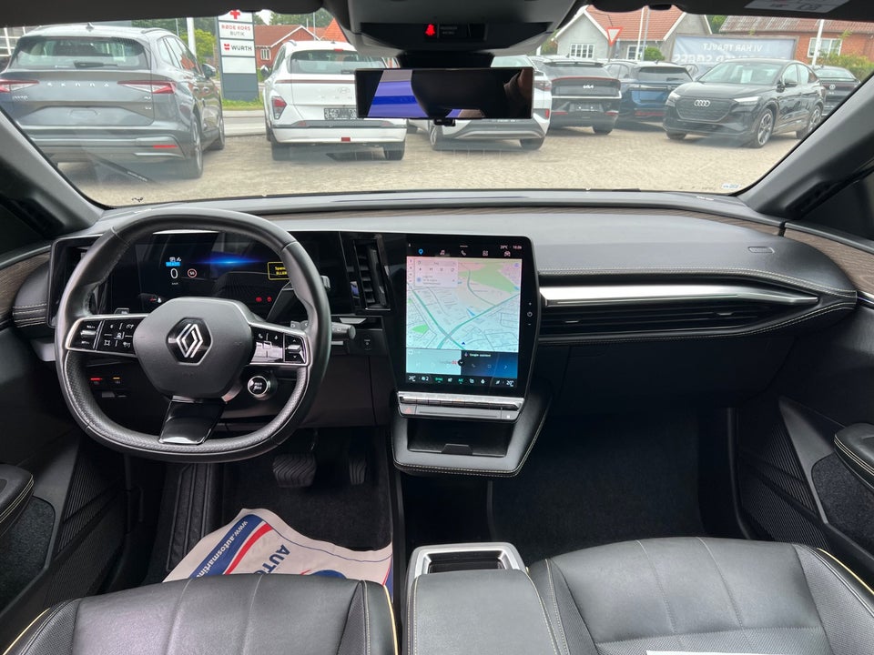 Renault Megane E-Tech 60 Iconic 5d