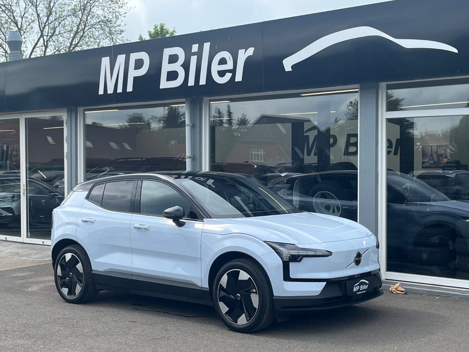 Volvo EX30 Twin Performance Plus 5d