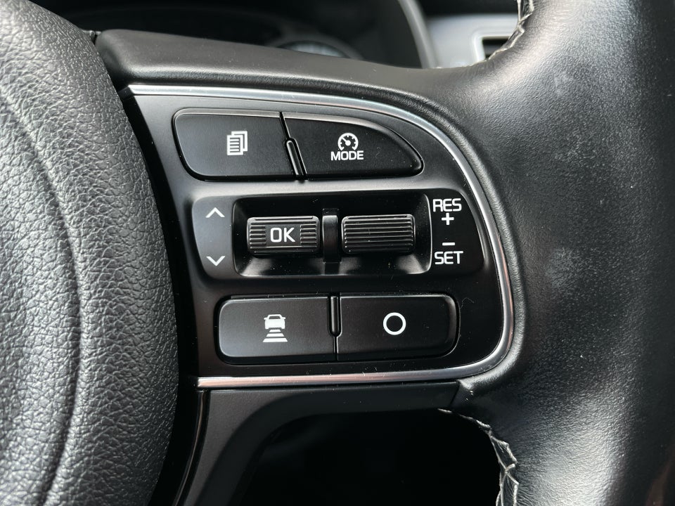 Kia Niro 1,6 HEV Advance DCT 5d