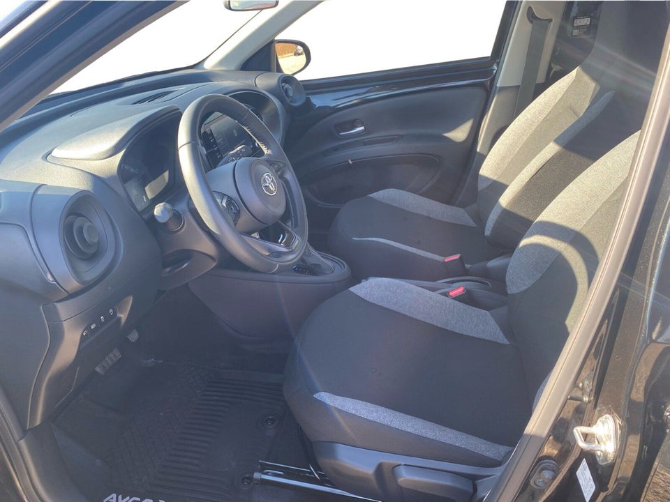 Toyota Aygo X 1,0 Active s-CVT 5d