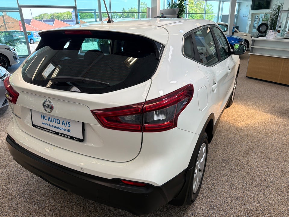 Nissan Qashqai 1,3 Dig-T 140 Visia 5d